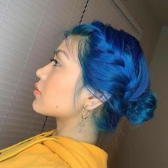 Egirl Hairstyles, Kaleidoscope Hair, Braidstyles Hairstyles, Braid Buns, Head Practice, Blue Wigs, Bright Blue Hair, Messy Braid, Mermaid Hair Color