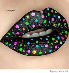 . Makeup Bibir, Make Up Designs, Lips Essentials, Fashion Halloween