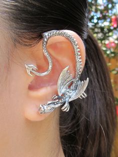 Powerful Dragon, Ear Wrap Earrings, Game Of Thrones Jewelry, Piercings Ear, Magic Jewelry, Snake Ears, Bronze Dragon