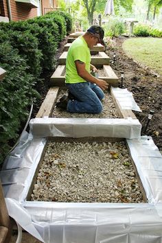 ~Ohio Thoughts~: Hillside Sidewalk and Stairs Terrace Steps, Backyard Steps, Diy Sidewalk, Stairs Outdoor, Steep Gardens, Outdoor Decks, Carport Ideas, Landscape Timbers