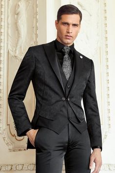 Men Suit Design, Wedding Outfits For Groom, Groom Tuxedo, Dress Suits For Men, Gq Style, Men Suit, Suit Design, Mens Fashion Classy, Groom Outfit