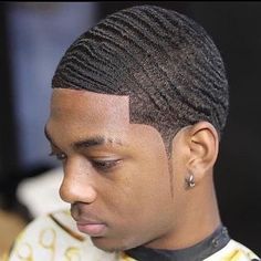 Straight Hair Waves, Older Mens Hairstyles, High Skin Fade, Drop Fade Haircut, Black Hair Cuts