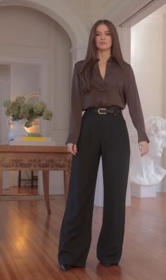 Formals Women Outfit Classy, Casual Professional Outfits Women Winter, Youth In Government Outfits, Navy And Black Work Outfit, Law Dinner Outfit, Lawyer Court Outfits, Attorney Woman Aesthetic, Formal Occasion Outfit, Buisness Women Outfits Interview