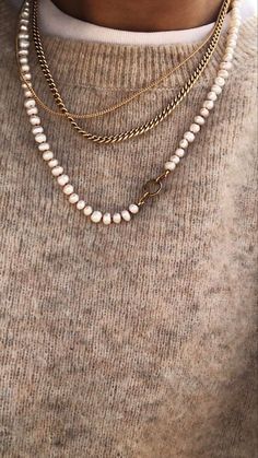 Looks Street Style, Looks Chic, Girly Girl, Look Fashion, Autumn Winter Fashion, Jewelry Inspiration, Gold Chains