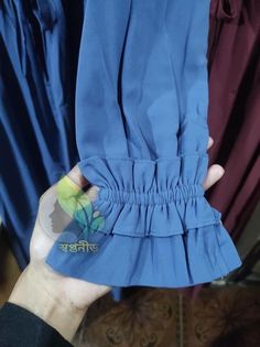 Slvees Style Design, Hands Designs For Dresses, Aya Couture, Girls In Dresses, Simple Dress For Girl, Manset Lengan, Model Lengan, Pleats Fashion, Full Sleeves Design