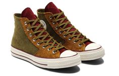 Converse Chuck 70 High 'Corduroy - Green' 172494C Mens Shoes Converse, Earthy Converse, Colorful Clothing Style, Grungy Shoes, Goblincore Shoes, Corduroy Converse, Fun Converse, Boho Style Shoes, Cool Converse