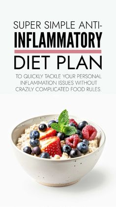 A super simple anti-inflammatory diet plan to quickly tackle your personal inflammation issues without crazily complicated food rules. Anti Inflammation Low Glycemic Diet, Low Inflammatory Diet, 5 Day Anti Inflammation Diet, Anti Inflammation Recipes Dinner Easy, Best Diet To Reduce Inflammation, Anti Inflammation 7 Day Meal Plan, Anti Inflammation Diet Shopping List, Anti Inflammation Breakfast, Anti Inflammation Foods