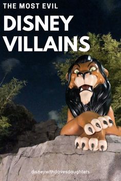 Here are the worst Disney villains of all times! The characters we love to hate - the most evil animated characters of Disney movies. Evil Disney, Classic Disney Movies, Disney Easter, Disney Movie Quotes, Evil Villains