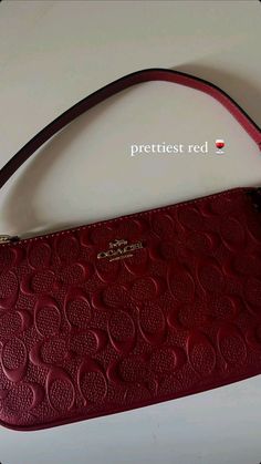 Red Designer Purse, Red Luxury Bag, Red Coach Purse, Red Coach Bag, Sacs Tote Bags, Dream Bags, Luxury Bags Collection, Purse Essentials, Handbag Essentials