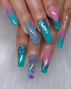 Mermaid Nails Design Glitter, Turquoise And Pink Nails, Pink And Turquoise Nails, Mermaid Nails Design, Little Mermaid Nails, Turquoise Nails, Pink Glitter Nails, Ombre Acrylic Nails, Mermaid Nails