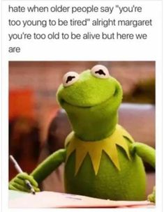 28 Funny Memes All Millennials Can Relate To Meme Pics, Relatable Videos, Real Funny, Funny Texts Jokes, Funny Pix, Relatable Things, Goofy Ahh, Random Memes, Crazy Funny