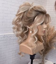 Hairstyles Homecoming, Mother Of The Bride Hair, Long Hair Wedding Styles, Homecoming Hair, Wedding Hair Inspiration, Hair Wedding, Smokey Eyes, Hairdo For Long Hair