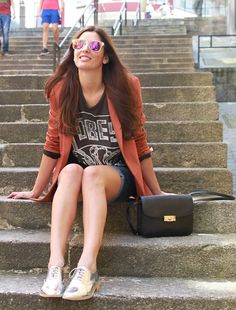 Obey Shirt, Zara Blazer, Zara Shoes, Mango Bag, H&M Shorts Mango Bag, Blazer Shoes, Mango Bags, Blazer Zara, Zara Blazer, Silver Flats