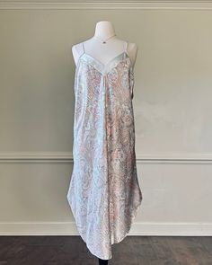 - Vintage satin maxi dress featuring paisley overall print with a v-neckline- adjustable straps; side hemline cutout- size L- great condition with no flaws 🤍 Size of mannequin: size 2 - 4 ৎ୭ Message me with any questions ! ৎ୭ Worldwide shipping is available, DM for more inquiries Satin Maxi, Satin Maxi Dress, Dress Clothes For Women, Paisley, Adjustable Straps, Overalls, Art Collection, Dress Outfits, Size 2