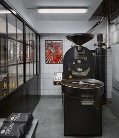 Andreas Petropoulos Architect Coffee Bean Shop, Coffee Bar Design, Coffee Lab, Cheap Coffee, Coffee Shop Interior Design, Coffee Room, Coffee Roastery