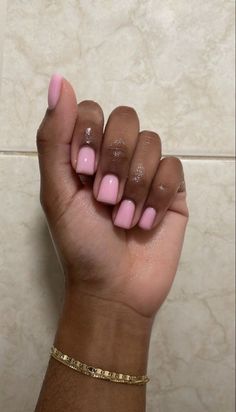 Polished Nails Natural, Short Gel Builder Nails, Pink Sns Nail Designs, Nurse Friendly Nails, Short Nail Biab, Pink White Tip Nails, Manicure Ideas Natural Nails, Overlay Nails Ideas, Pink Manicure Gel