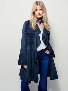 Free People Embroidered Meadow Jacket, C$784.83 Boho Attire, Alena Blohm, Bell Bottom Jeans 70s, Embroidered Bodice, Boho Hippie Chic, Free People Clothing Boutique, Fashion Boho, Bohemian Fashion