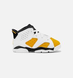 Showcasing the colors of MJ's alma mater, this iteration of the Jordan 6 is all about the path to greatness. From the playground to the classroom, start your little one's own journey on the right foot with a shoe that pairs durability with style—and a throwback to Mike's own youth. Black Jordans, Yellow Ochre, Air Jordan 6, Jordan 6, Toddler Shoes, Yellow White, Baby Boy Outfits, Air Jordans, Boy Outfits