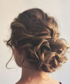 Wedding hairstyle idea; Featured: Hair and Makeup by Steph Brunette Updo, Prom Hair Updo, Dresses Guest, Curly Hair Updo, Peinados Recogidos, Updos For Medium Length Hair, Wedding Hair Inspiration, Penteado Cabelo Curto, Wedding Updo