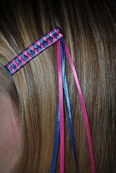 Hair Styles With Barrettes, Skill Share, Holiday Braids, Ribbon Barrettes, Braided Ribbon, 80s Summer, Big Hair Bows, Small Hair Clips, Childhood Nostalgia