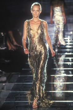 1998 Couture, Schiaparelli Dress, Winter Couture, Winter Gowns, Model Runway