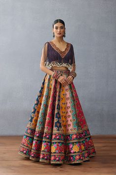 Multicolored Lehenga, Wedding Outfits Indian, Lengha Blouse Designs, Carnival Dress, Trendy Outfits Indian, Lehenga Skirt, Unique Blouse, Ethnic Outfits