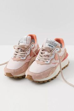 Remi Sneakers | Free People Cute Sneakers, Womens Summer Shoes, Hype Shoes, Shoe Inspo, Swag Shoes, Dream Shoes, Shoe Obsession, Inspiration Mode, Trendy Shoes