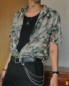 Trendy Masculine Outfits, Beartooth Concert Outfit, Nonbinary Masc Aesthetic, Casual Outfits Nonbinary, Aesthetic Clothes Men Summer, Nonbinary Date Outfit, Men’s Monochrome Outfits, Eboy Aesthetic Outfits Men Summer, Soft Mens Outfits