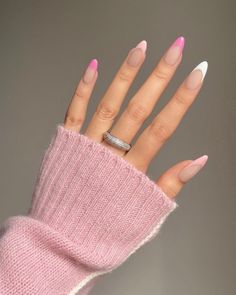 Spring Nails Tips Only, Nail Spring 2022, Nails 2022 Trends Spring, Almond Nails Pastel Colors, Nails Trends 2022, 2022 Nails Trend, Nail 2022, Spring Nails Different Colors, Spring Nails Tips