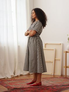 The new Nell Midi Dress is designed to feel like a part of yourself. With a midi length, drawstring waist, and pockets, it’s an effortless, comfortable dress you'll love for years to come. This is the dress you instinctively reach for one that never fails to make feel beautiful and at ease. whether paired with sneakers boots or anything in between nell midi moves through seasons you.> Black Gingham, Casual Night Out, Feel Beautiful, Black Friday Shopping, Comfortable Dress, New Arrival Dress, Sneakers Boots, Black Midi Dress, How To Feel Beautiful