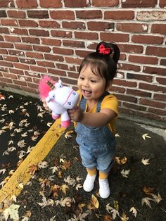 Brother Sister Toddler Halloween Costume, Diy Toddler Costumes Girl, One Year Old Halloween Costume Girl, Toddler Girl Halloween Costume Ideas, Toddler Girl Costume Ideas, One Year Old Halloween Costume, Unique Toddler Costumes, Diy Toddler Costume, Baby Halloween Costumes Girl