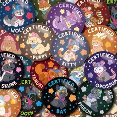 Cute Pin Designs, Button Pins Design, Diy Pins For Backpack, Button Pin Design Ideas, Pin Ideas Button, Pin Button Design, Critters 3, Ita Bag, Cute Buttons