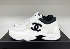 White Chanel Sneakers, Branded Shoes, Dr Shoes, Fashion Buyer, Luxury Sneakers, Dior Shoes, Cc Logo