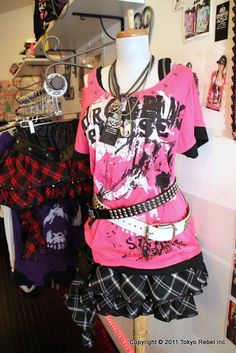 Goth Gifts, How To Impress, Scene Girl, 일본 패션, Black Fairy, Catty Noir, Fairy Skirt, Rawr Xd