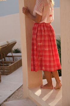 Introducing our Audrey Skirt made in collaboration between Audrey E Leary and World of Crow. The vibrant red color and the jamdani checks gives the skirt a fun look for your outings and the breathable fabric makes it perfect for your everyday wear. Audrey Skirt, Jamdani Fabric, Cuban Shirt, Cuban Shirts, Free Yarn, Handwoven Fabric, Shopping World, Light Pink Color, London Blue