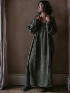 The Meadow Dress - Women's – The Simple Folk Classy Comfy Dresses, Tradlands Chalet Dress, Muslin Dresses Women, Linen Dresses For Winter, Meadow Dress, The Simple Folk, Natural Fiber Clothing, Wildflower Meadow, Flowing Skirt