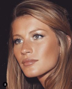 Maquillaje Glowy, Summer Wedding Makeup, Best Wedding Makeup, Makeup Tip, Bronze Makeup, Smink Inspiration, Natural Wedding Makeup, Gisele Bündchen, Natural Blondes