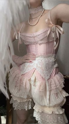 Bows And Pearls, Outfit Inspo Pink, Pink Lace Corset, Layering Clothes, Rococo Fashion, Maximalist Style, Dresses Style, Fantasy Fashion, Marie Antoinette