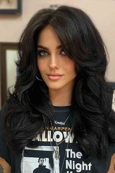 Super Glam Bouncy Layers for Long, Thick Hair Hairstyles For Layered Hair, Haircuts For Medium Hair, Long Hair With Bangs, Haircuts For Long Hair, Long Hair Cuts