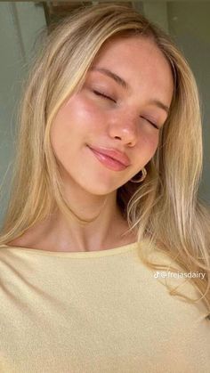 Eyes Closed, Summer Makeup, Girls Makeup, Pretty Makeup, Cute Makeup, Layered Hair, Blonde Girl, Makeup Skin Care, Simple Makeup