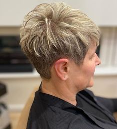 2025 Short Undercut Pixie Hair Styles For Short Hair, Edgy Short Haircuts, Short Undercut, Styles For Short Hair, Tapered Hair, Hair Adviser, Short Brown Hair, Short Hair Undercut, Super Short Hair