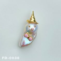 ✿ One picture corresponds to one product ✿ Item: Handmade Ghost/Wizard Freshwater Fireball Baroque Pearl Pendant ✿ Pendant Size: 17.5mm（W） 38mm（L） ✿ Pearl Color: Natural untreated，White Rainbow，with Wonderful iridescent luster ✿ Pearl Shape: Irregular Fireball ✿ The handmade Pendant come in a fine gift bag, Ideal gifts for Halloween to your girlfriend, daughter, wife, and mom to express your sincere love. ✿ We strive to provide you with high-quality jewelry, carefully examining the details of every pearl and every metal accessory. We provide customized services. If you have any needs or questions, please communicate with me in time, thank you. Unique Pearl Jewelry, Baroque Pearl Pendant, Pearl Jewelry Design, White Rainbow, Metal Accessories, Cute Ghost, Handmade Pendant, Pearl Color, Baroque Pearls