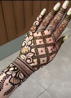 Teej Special Mehndi Design, Palm Mehendi, Karva Chauth Mehndi Designs, Special Mehndi Design, Full Hand Mehndi Design, Hand Mehndi Design, New Bridal Mehndi Designs, Mehndi Designs Bridal Hands, Full Hand Mehndi