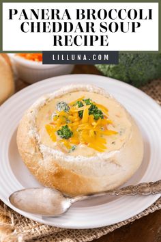 This flavorful Panera broccoli cheddar soup recipe tastes just like the original. Filled with hearty ingredients it's sure to be a hit! #broccolicheesesoup #broccolicheddarsoup #copycatrecipe #panera #broccoli #soup