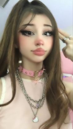 Anime Make Up Look, Makeup Copy And Paste Latina, Soft Kawaii Makeup, Makeup Looks Kawaii, E Girl Makeup Aesthetic, Uwu Girl Makeup, Doll Makeup Pretty, Kawaii Eyeliner, Cat Girl Makeup