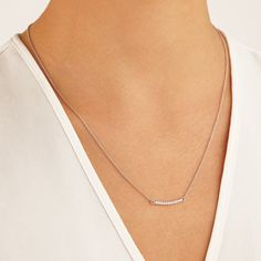 LILY & ROO's silver diamond style bar necklace features a fine row of delicately set crystals and is adjustable in length. This stunning bar necklace is made from sterling silver. The perfect jewellery gift for her that complements any outfit. All diamond style bar necklaces come in a LILY & ROO gift box as standard. Give your jewellery a little TLC to keep your jewellery shining bright. Your stunning diamond style bar necklace will be sent to you in a complimentary Lily & Roo gift box with ribb Antique Amethyst Ring, Bar Necklaces, Silver Diamond Necklace, Silver Bar Necklace, Antique Stone, Jewellery Gift, Silver Rings Handmade, Diamond Fashion, Amethyst Ring