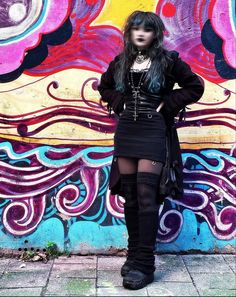 Goth Ice Skating Outfits, Lace Goth Outfit, Casual Goth Outfits Fall, Goth Outfits With Jeans, Goth Flare Pants Outfit, Simple Goth Outfits For School, Goth Outfits For Winter, Layered Goth Outfit, Goth Rock Outfits