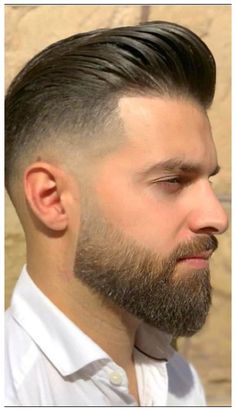 Trimmed Beard Styles, Barba Hipster, Beard Styles Bald, Beard Styles Shape, New Beard Style, Faded Beard Styles, Short Hair With Beard, Round Face Men, Long Beard Styles