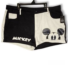 Super Cute Mickey Graphic Colorblock Mom Jean Stretch Shorts By Disney. Five Pocket. Plus Size 20. Brand New With Tags. Please See Photos For Approx Measurements. Shop With Confidence, Item(S) Ship With Care And Customer In Mind. Thank You! Bundle & Save Bundle And Save Upto 20% Top-Rated Seller Fast Shipping Questions, Please Ask Before Purchasing! Disney Outfits, Disney Clothes, Painted Shorts, Plus Size 20, Disney Shorts, Mom Jean, Stretch Shorts, Disney Mickey Mouse, Woman Colour