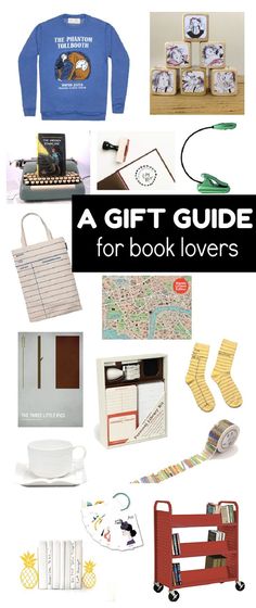 gift guide for book lovers Book Hoarding, Book Lovers Gifts Diy, Book Swag, Inspiring Gifts, Loving Parents, Gift Baskets For Men